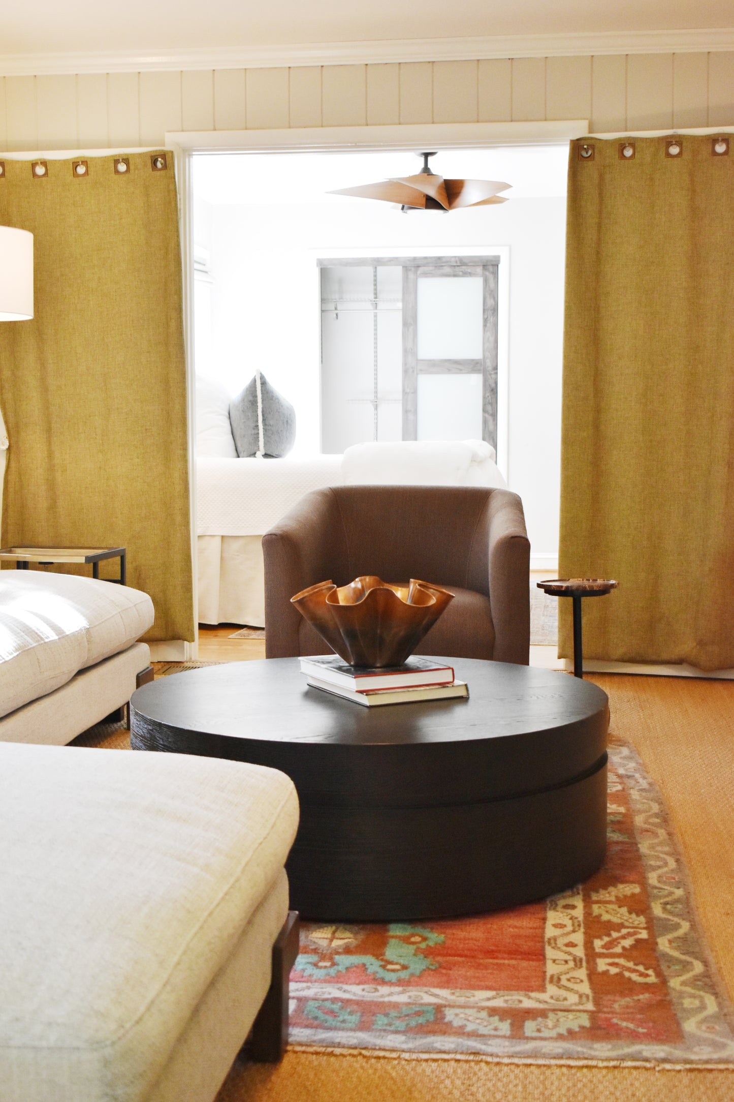 Jax Coffee Table in Onyx Oak