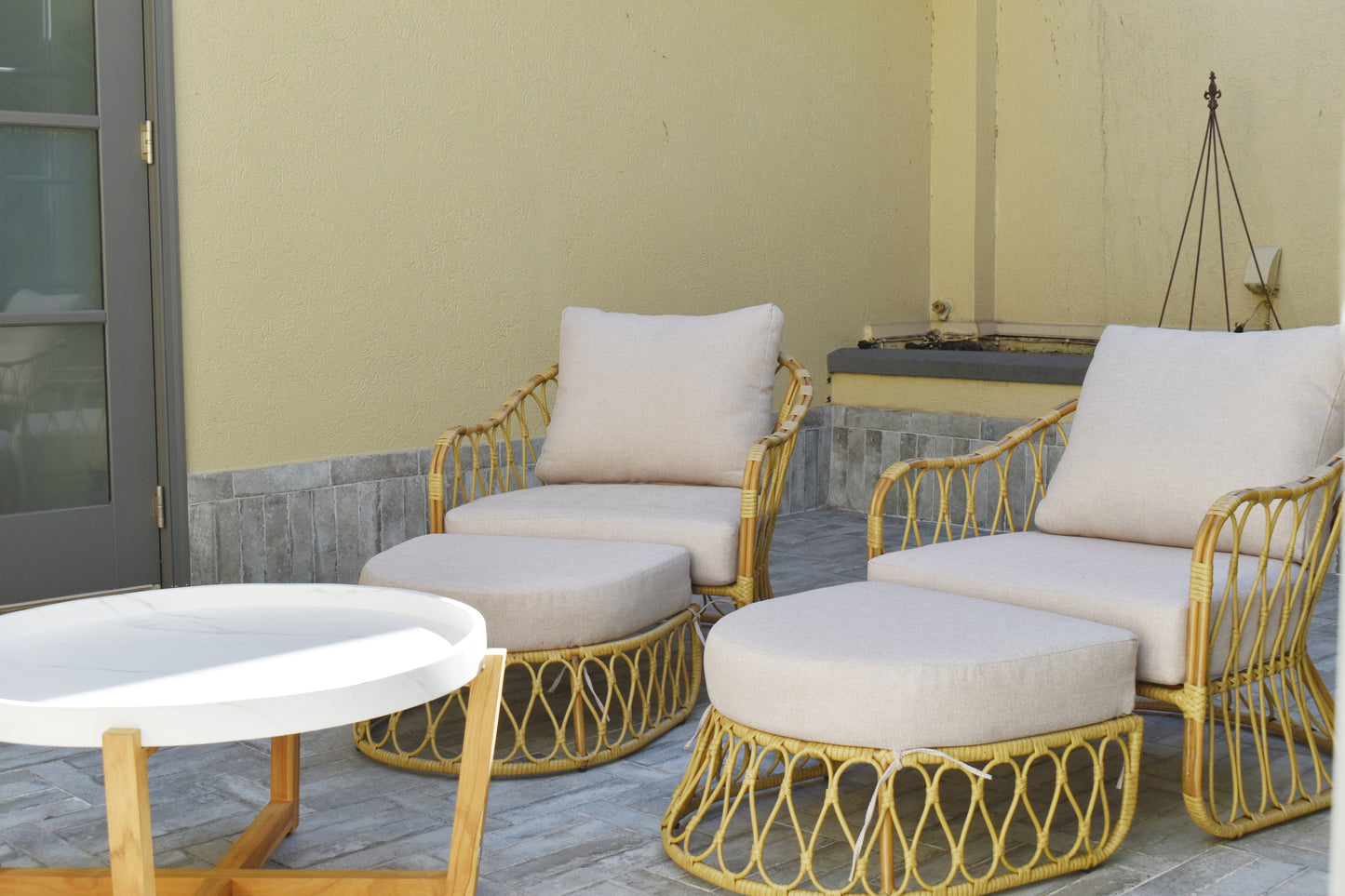 Blake Round Outdoor Table Large