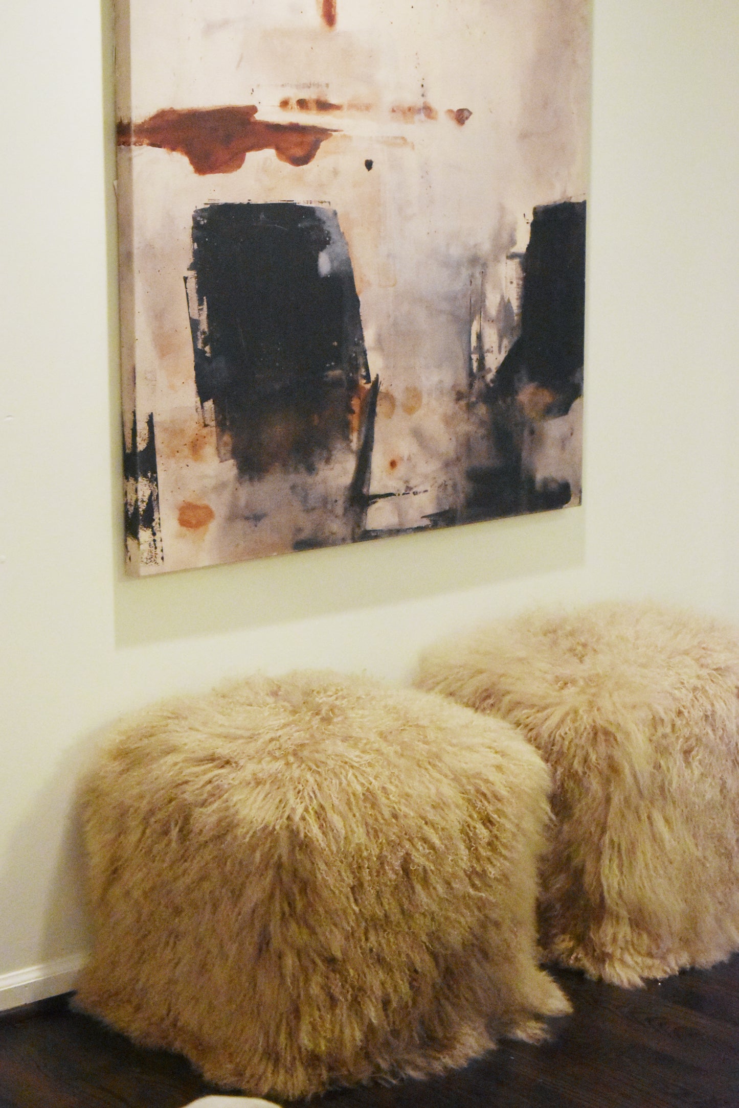 Pouf Tibetan Lamb Champagne