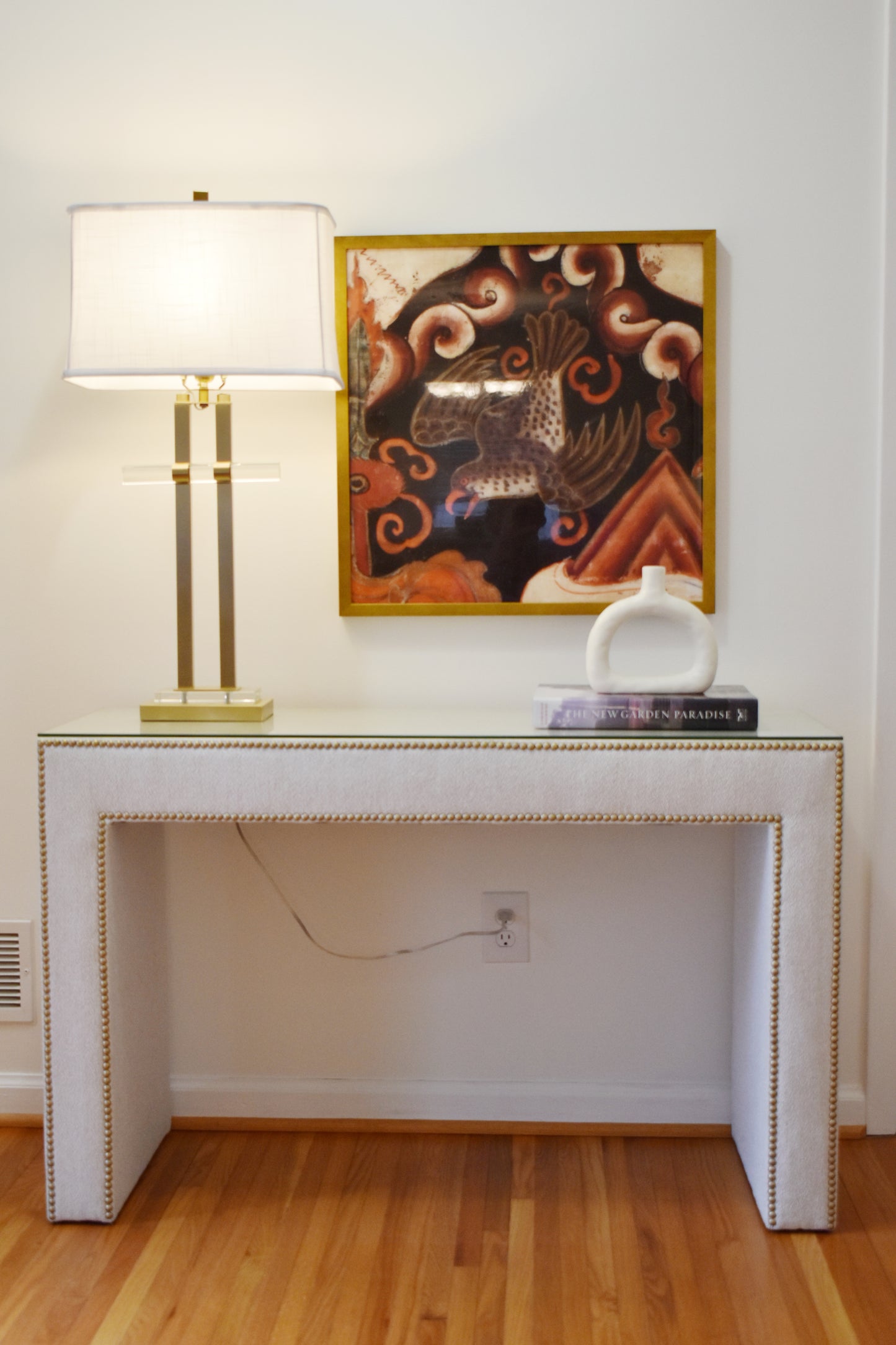 Upholstered Console w/ Glass Sugarshack Glacier Champagne