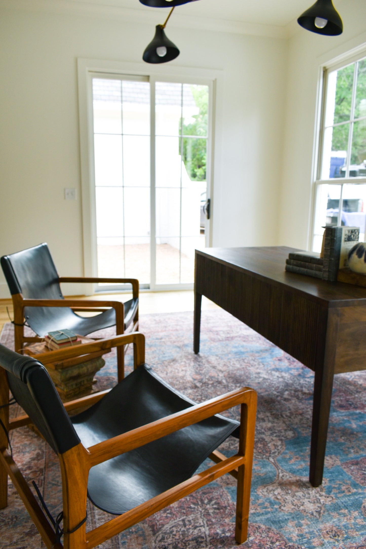 Lisbon Occasional Black Leather Chair