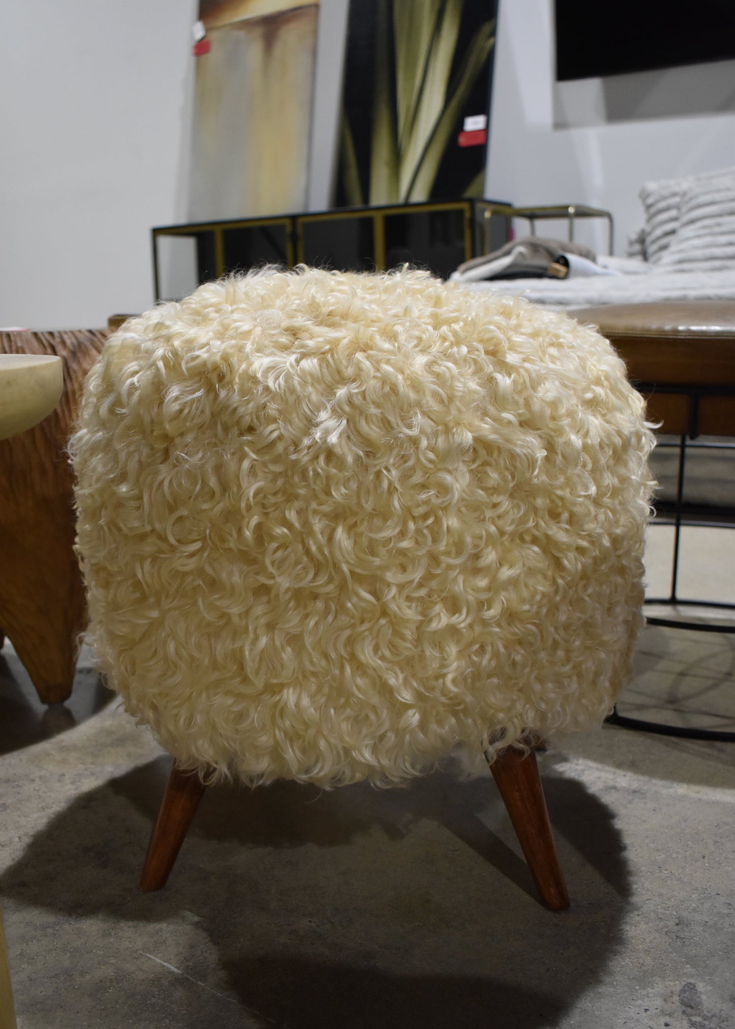 Curly Q Stool
