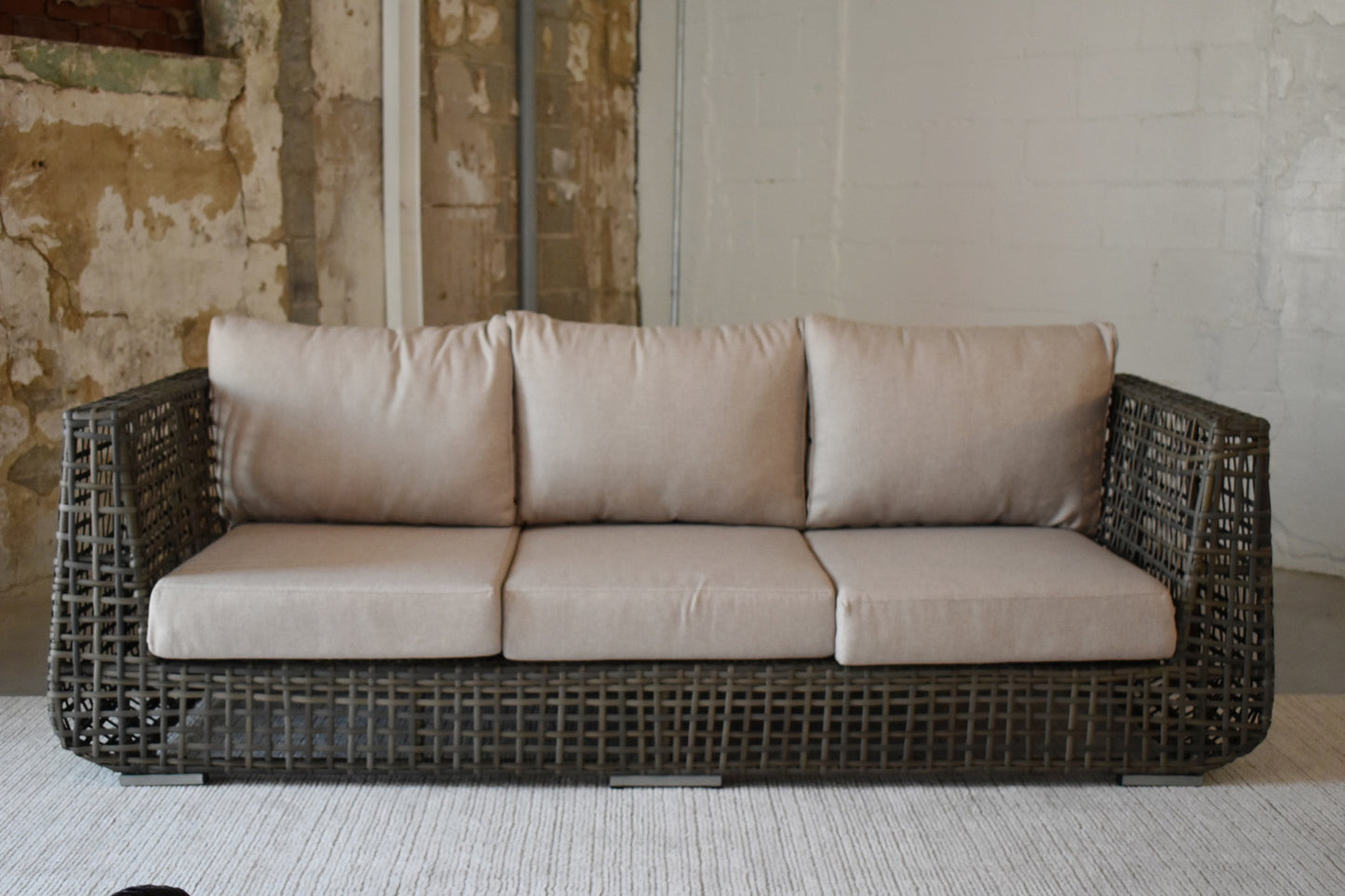 Nola Sofa - 25