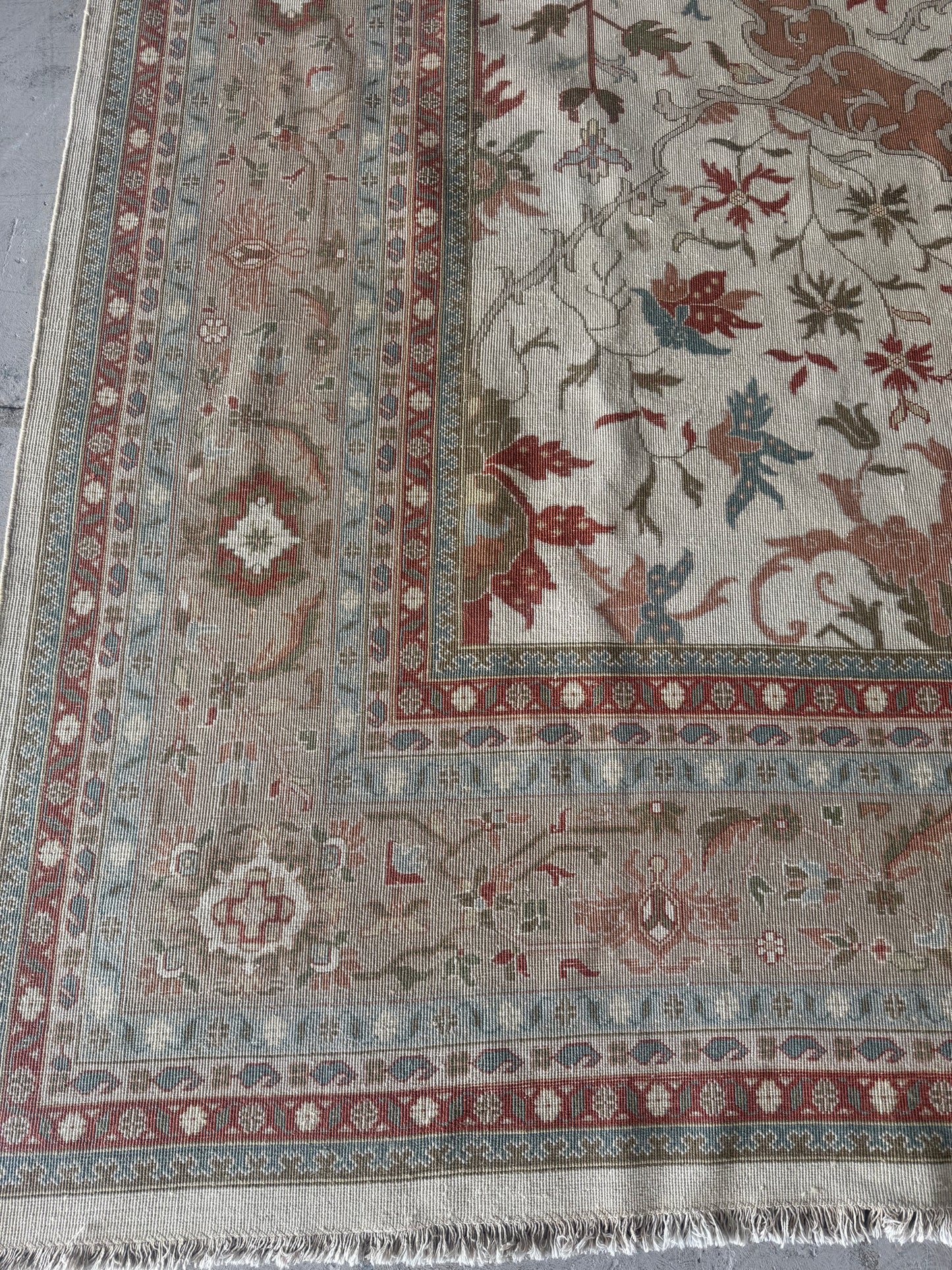 Handknotted rug 13x20