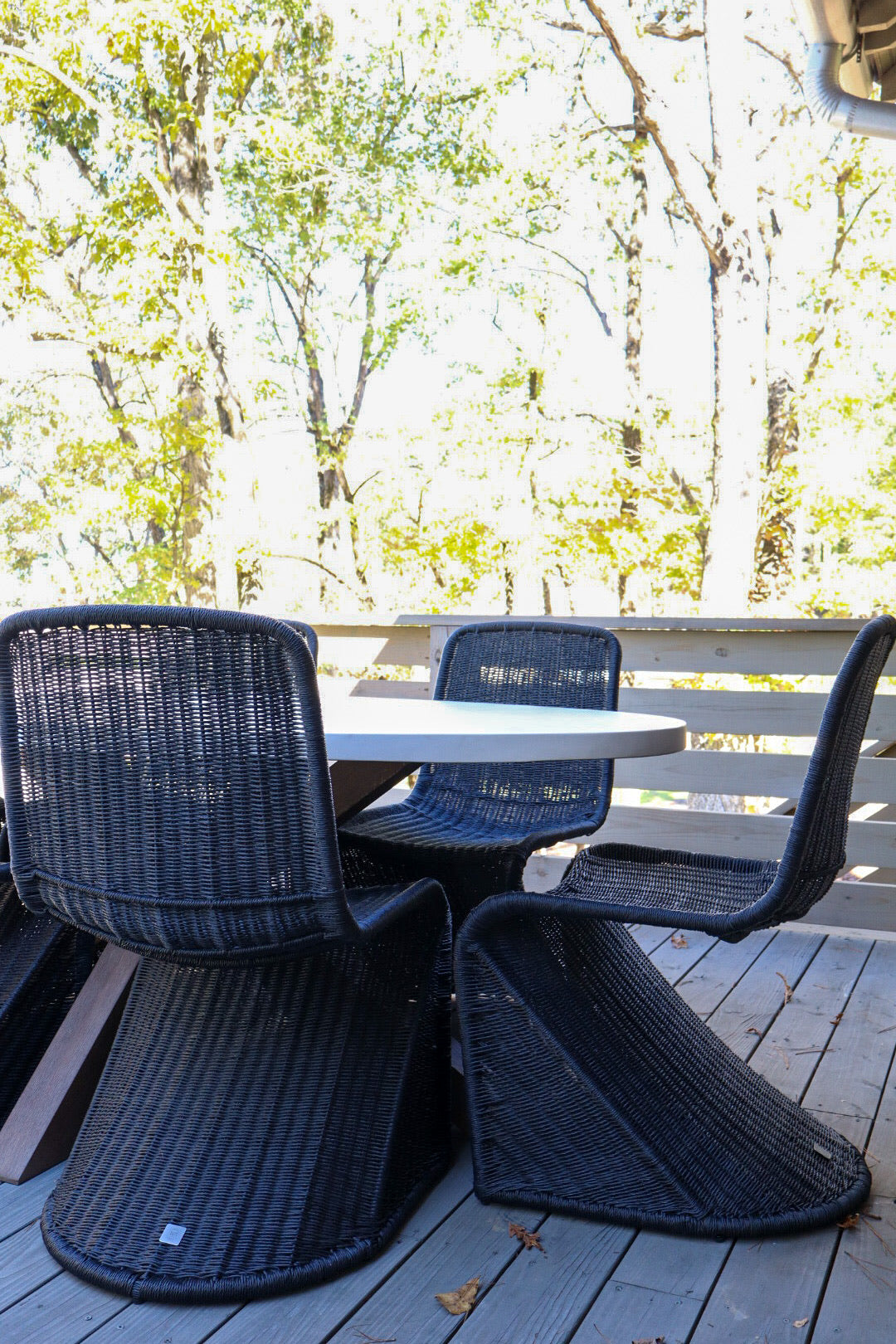 Pat Oval Outdoor Dining Table