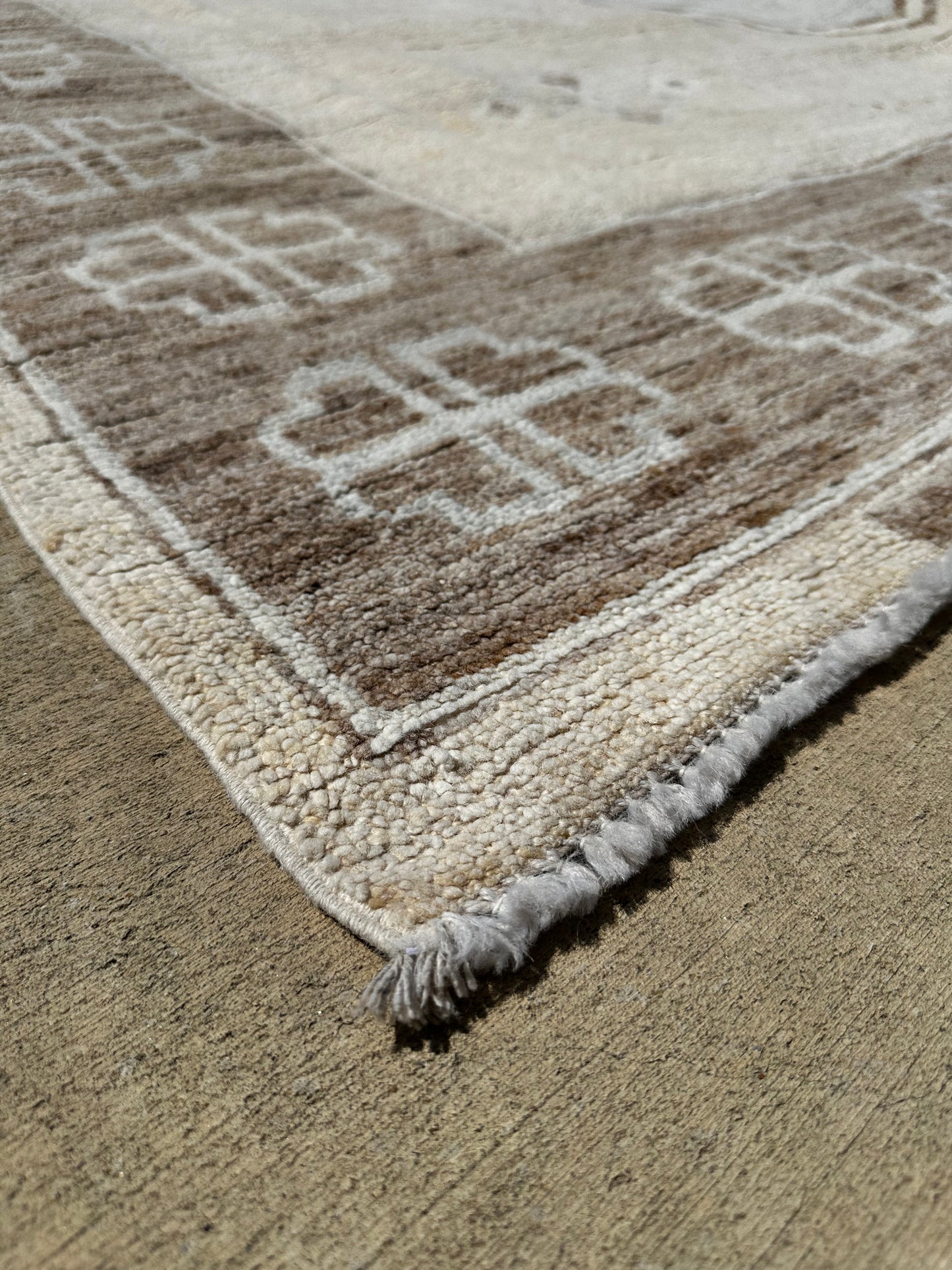 Ushak Rug 9x12