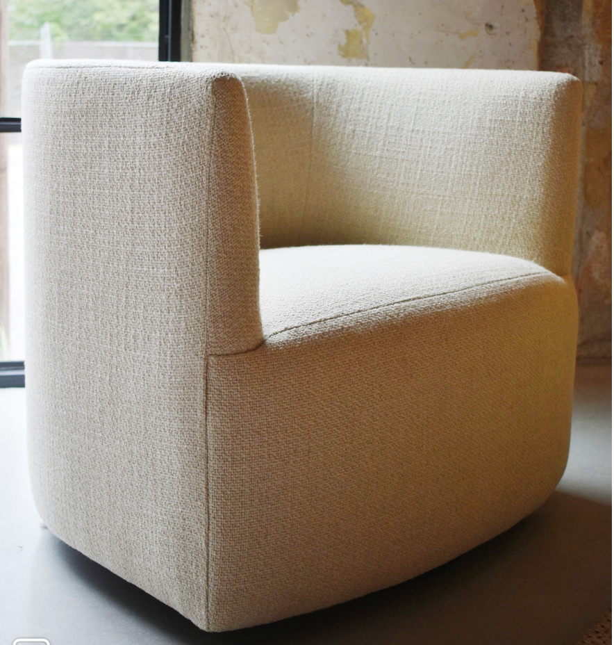 Tanner Chair 25 - Oatmeal