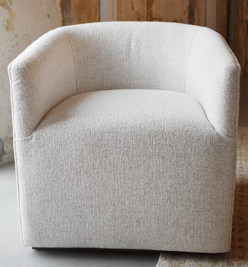Diana Chair 25 - Glacier