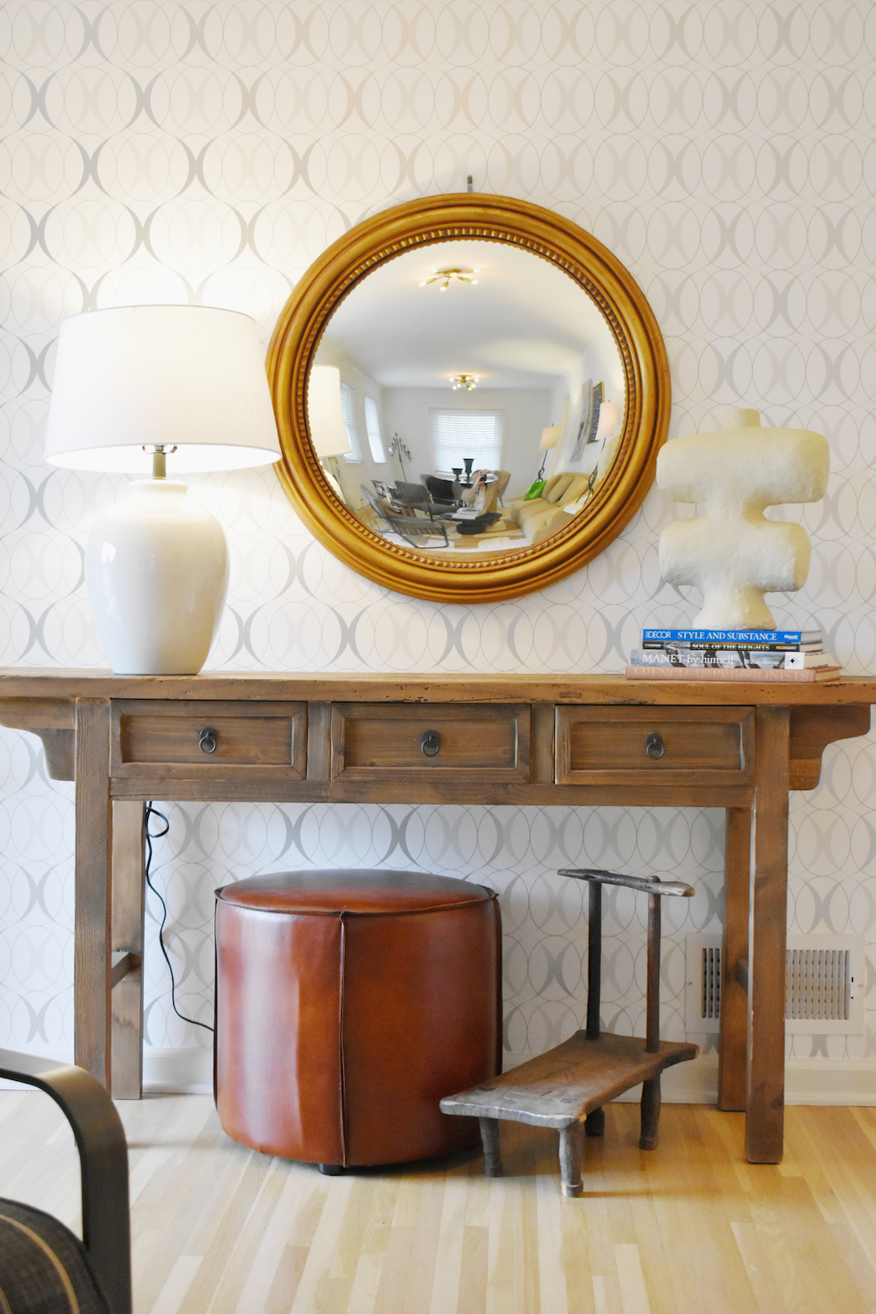 Eddy Hocker Round Ottoman Cognac