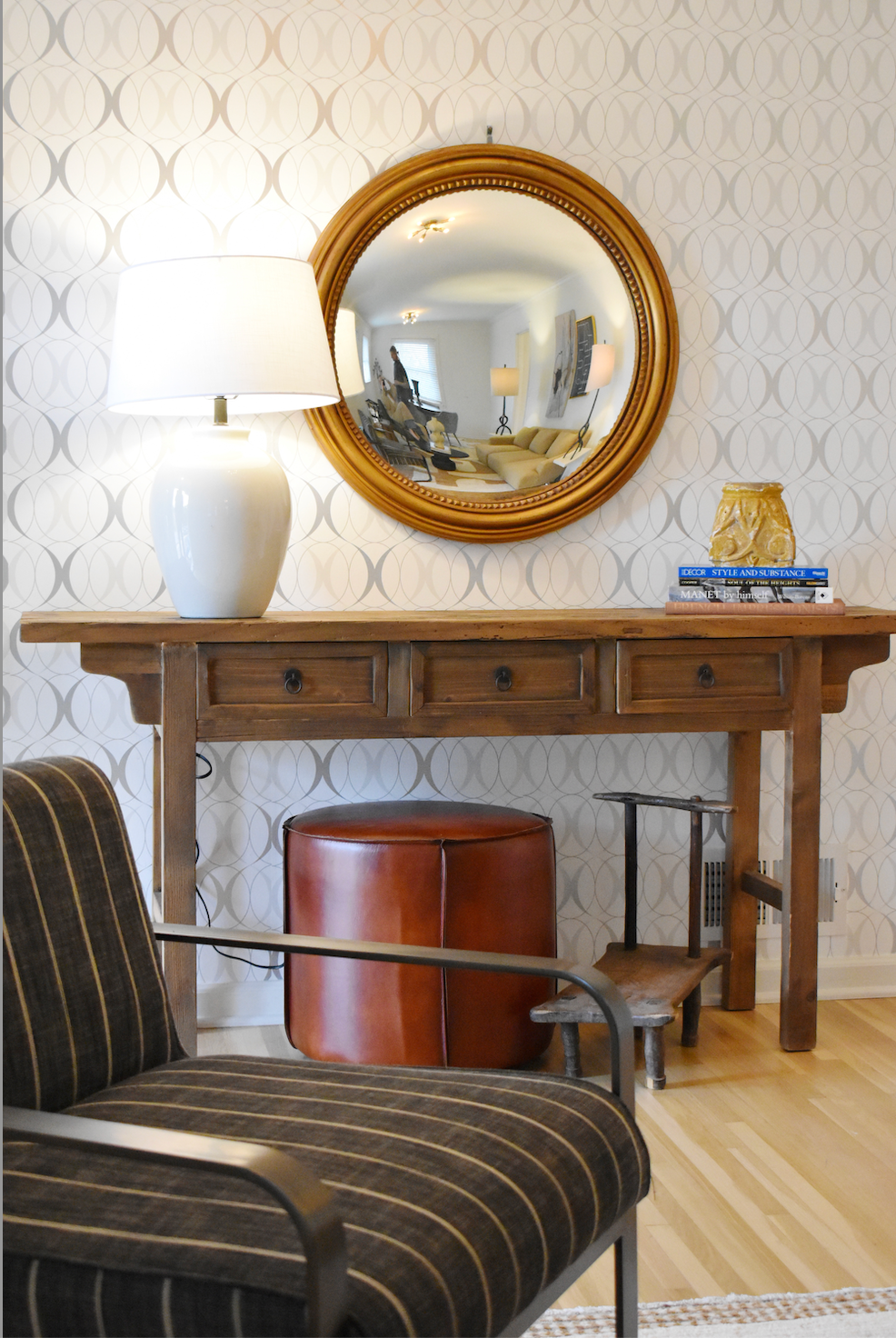 Eddy Hocker Round Ottoman Cognac
