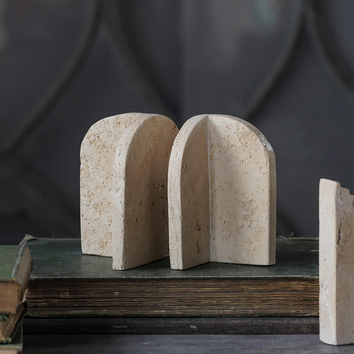 Tivoli Bookend, Pair