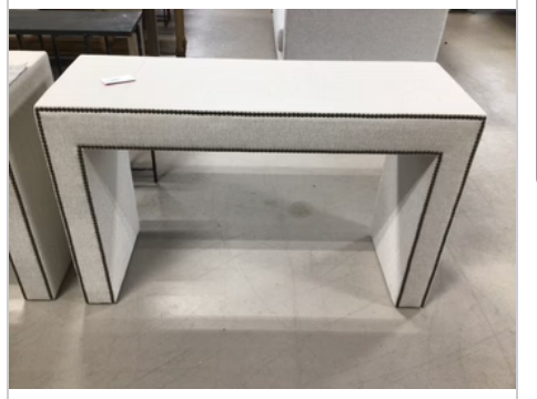 Upholstered Console w/ Glass Sugarshack Glacier Champagne