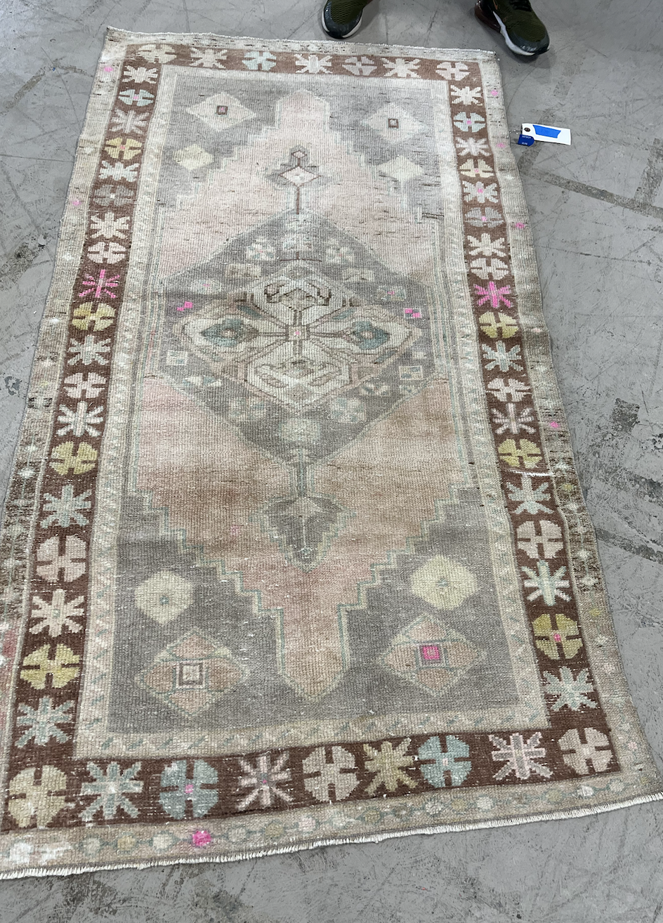 Turks & Caicos Turkish Rug 3'5 x 6'4