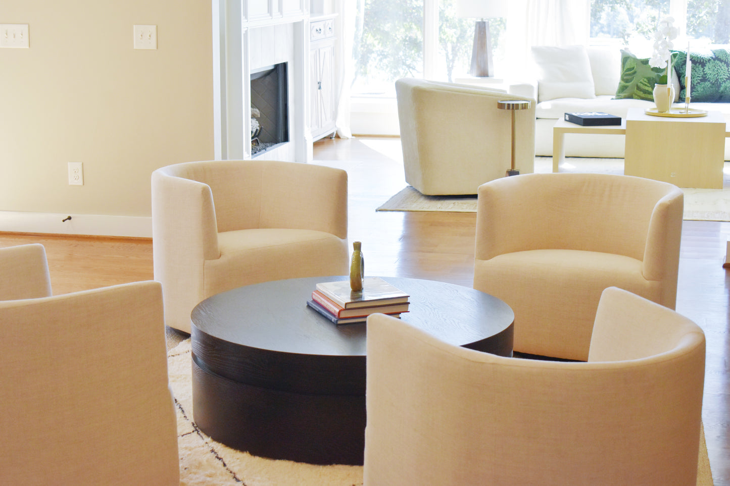 Jax Coffee Table in Onyx Oak