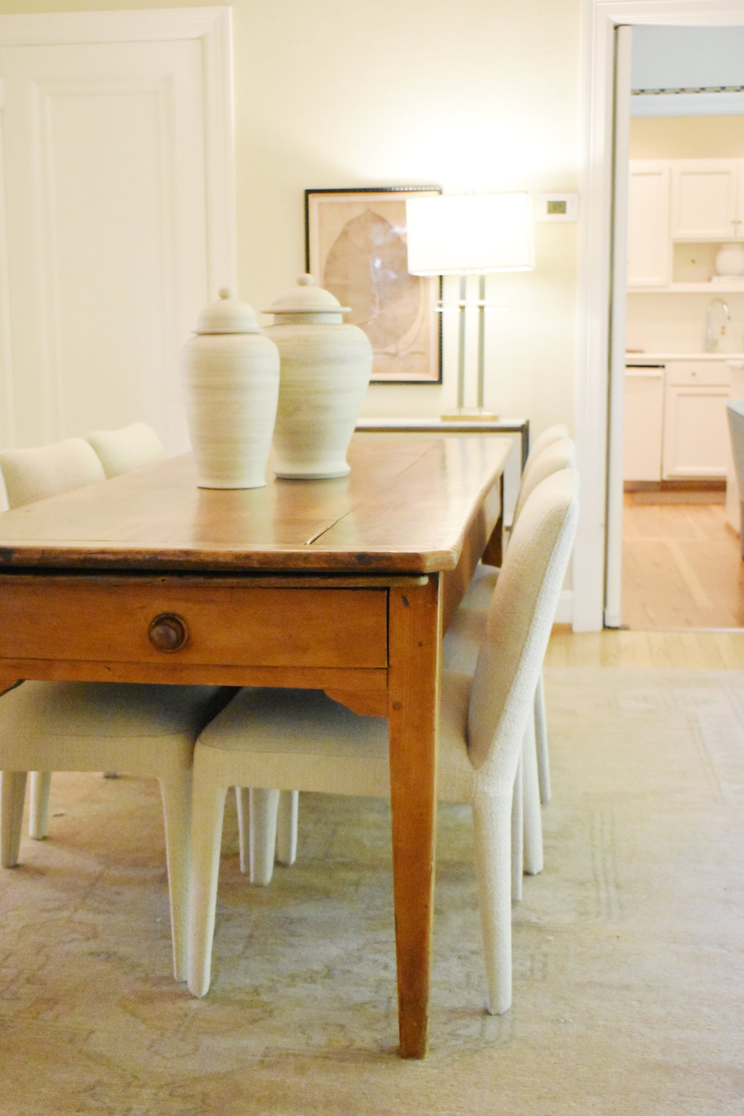 Larry Leg Chair in Oatmeal