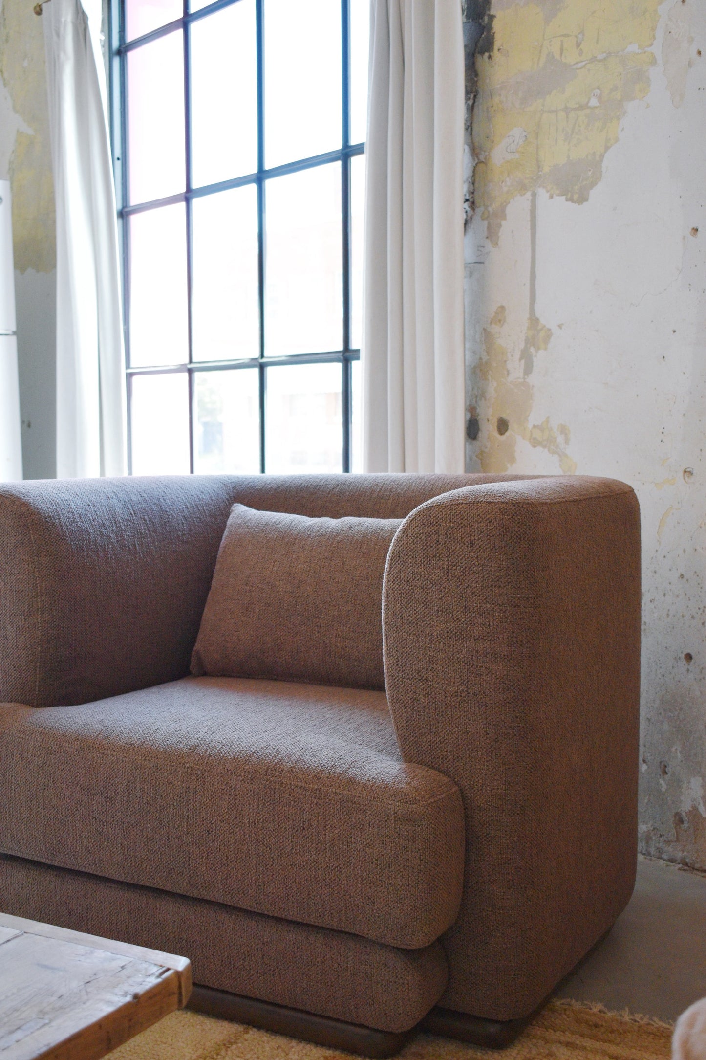 Nayna Armchair 25 - Chocolate