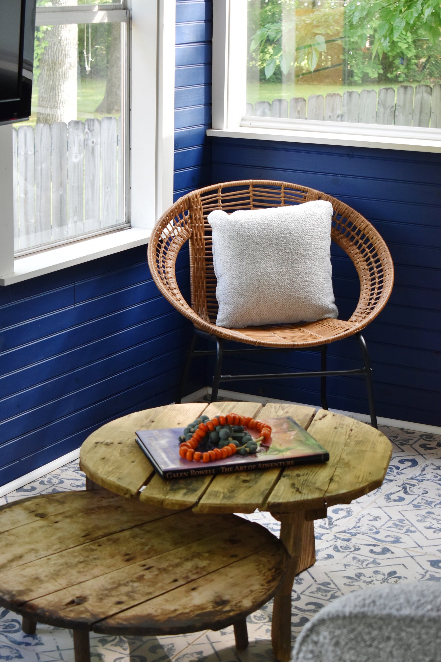 Vintage Round Shepard’s Table