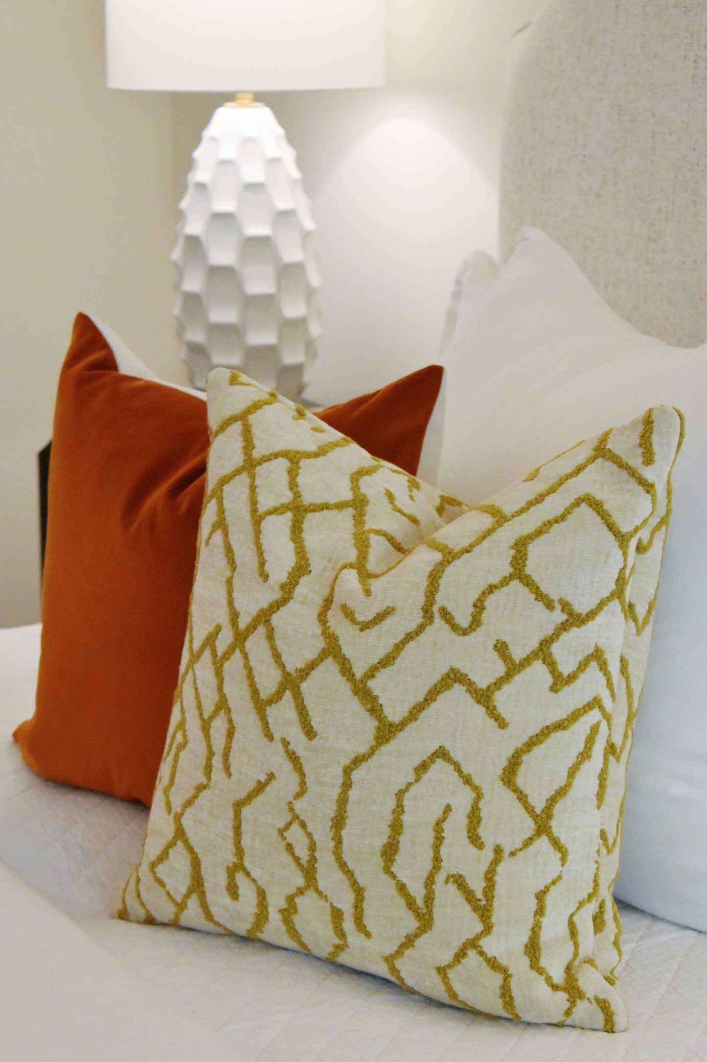 Ezra Pillow