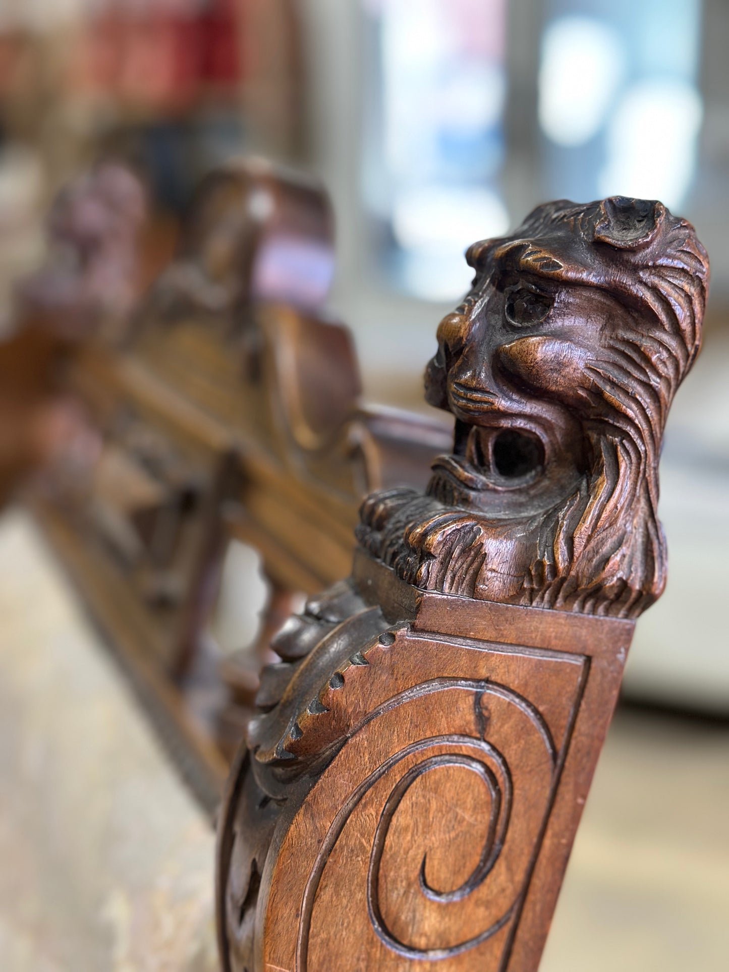 Antique Dagobert Chair