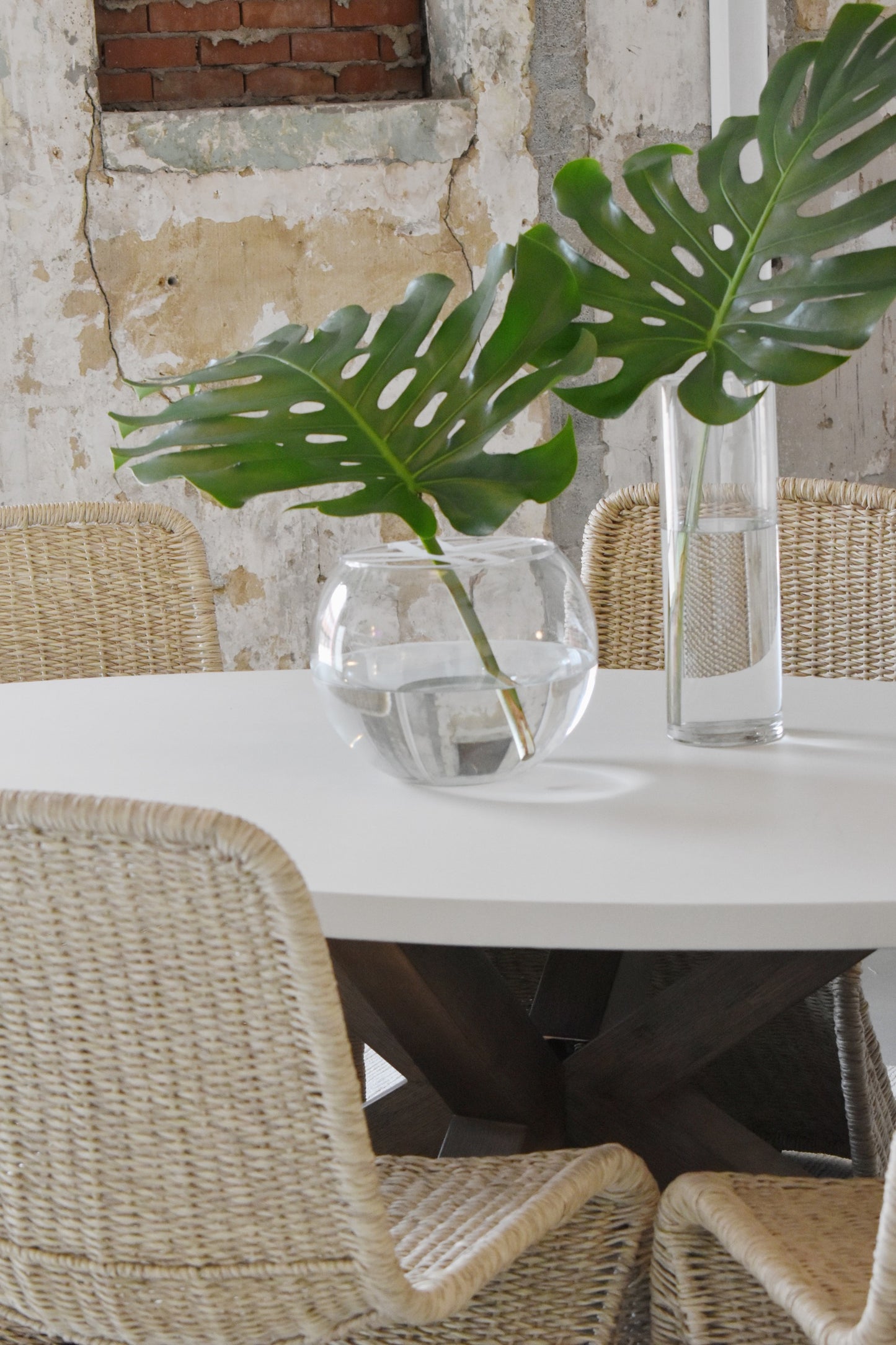 Pat Oval Outdoor Dining Table