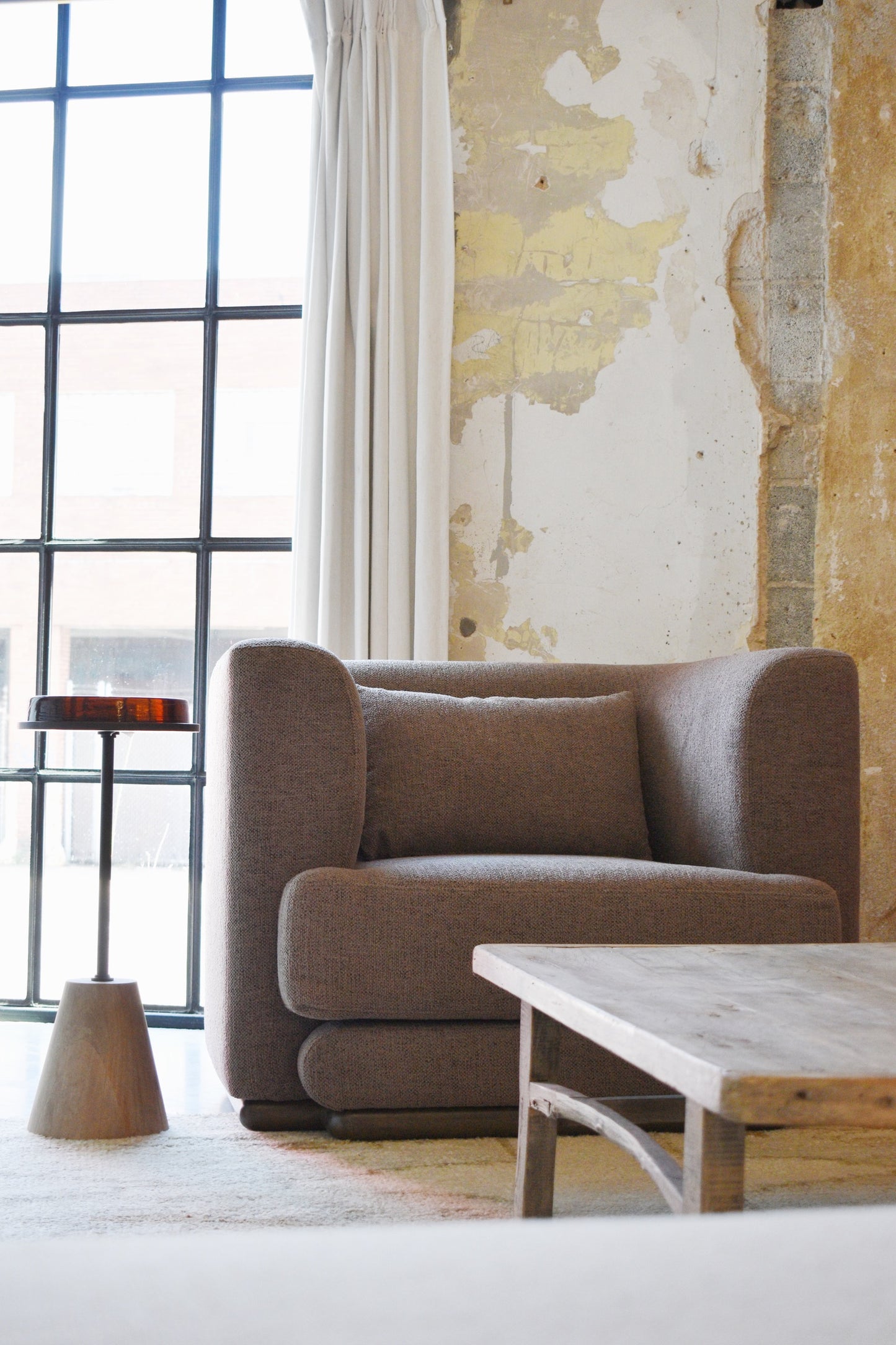 Nayna Armchair 25 - Chocolate