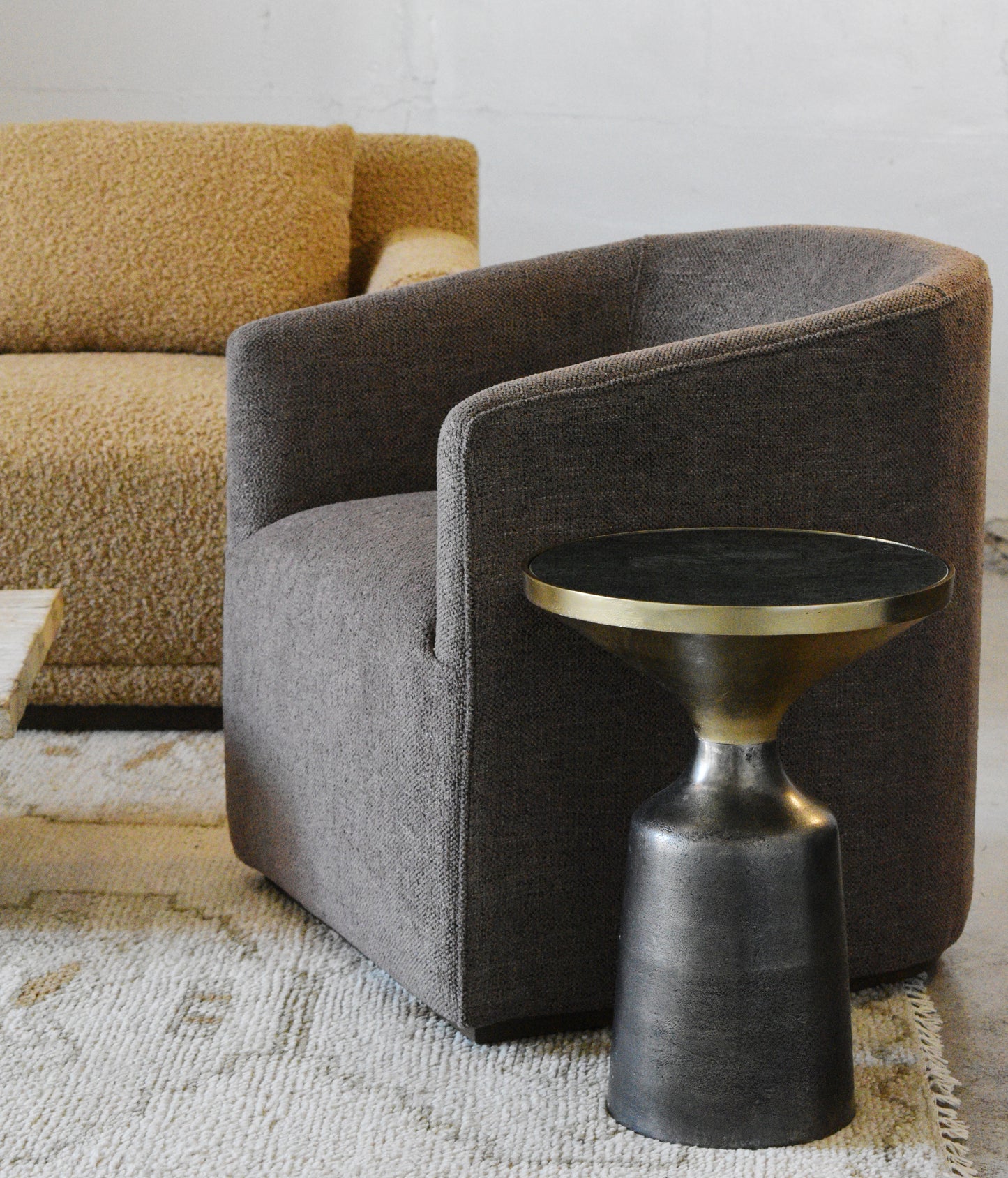 Diana Chair 25 - Chocolate