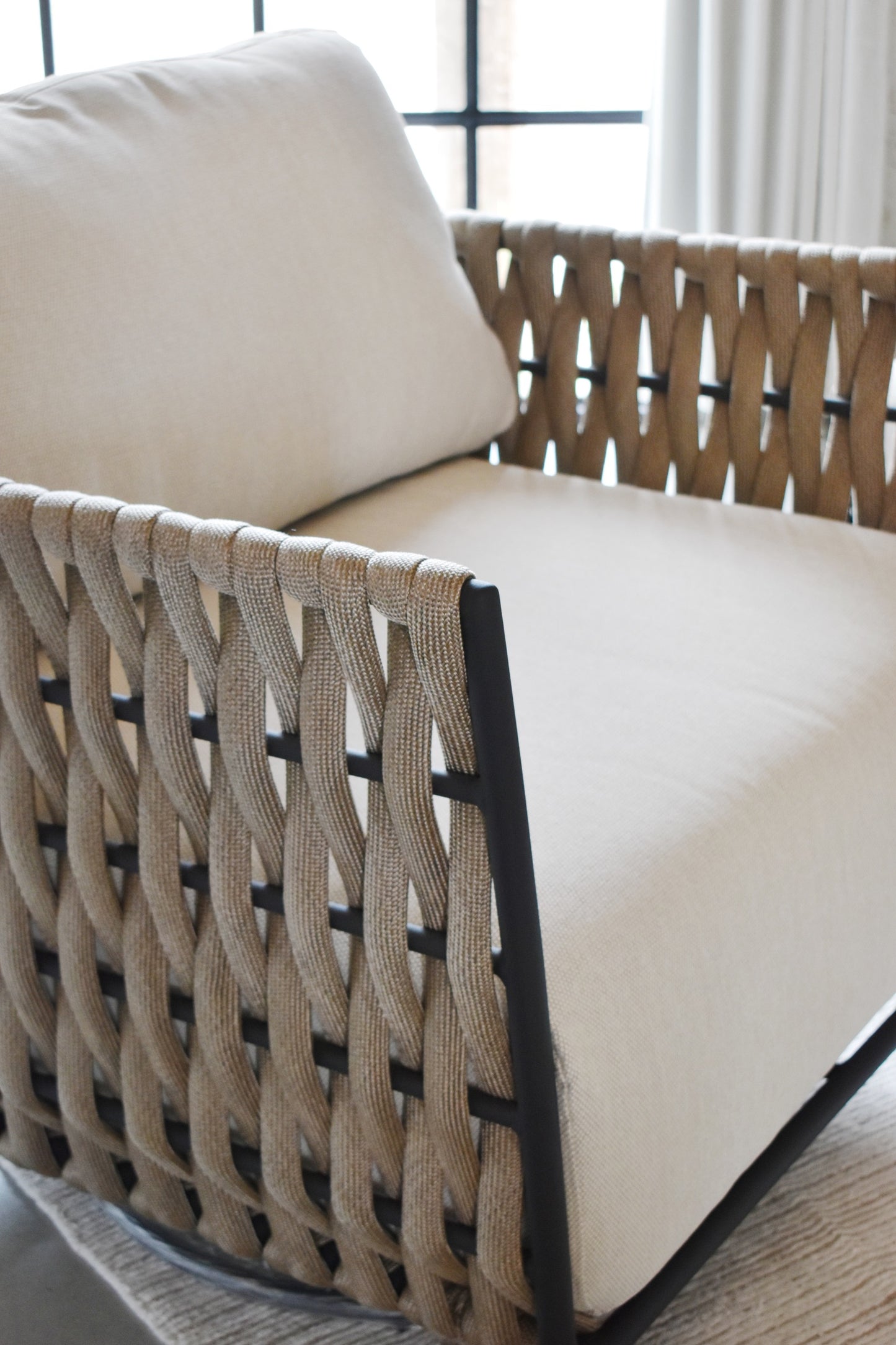 Montana Swivel Chair