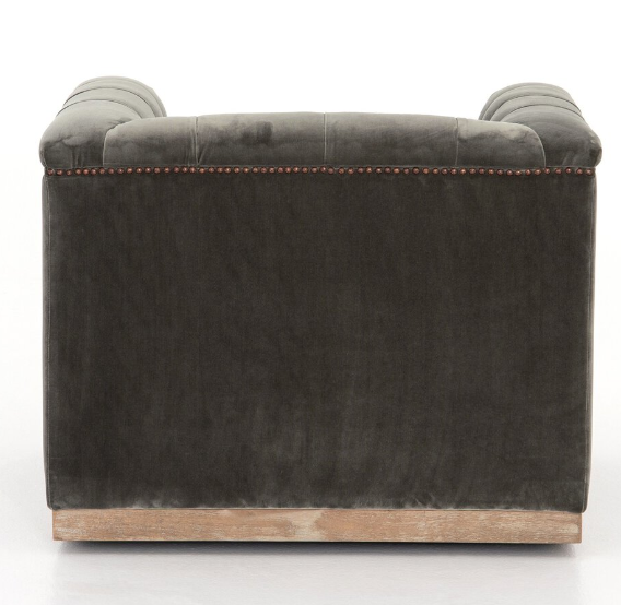 Maxx Swivel Chair