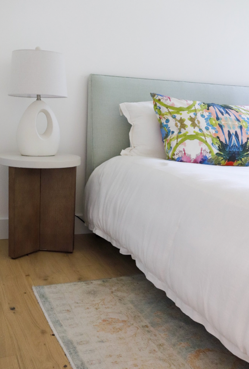Upholstered Queen Bed Turbo Rain