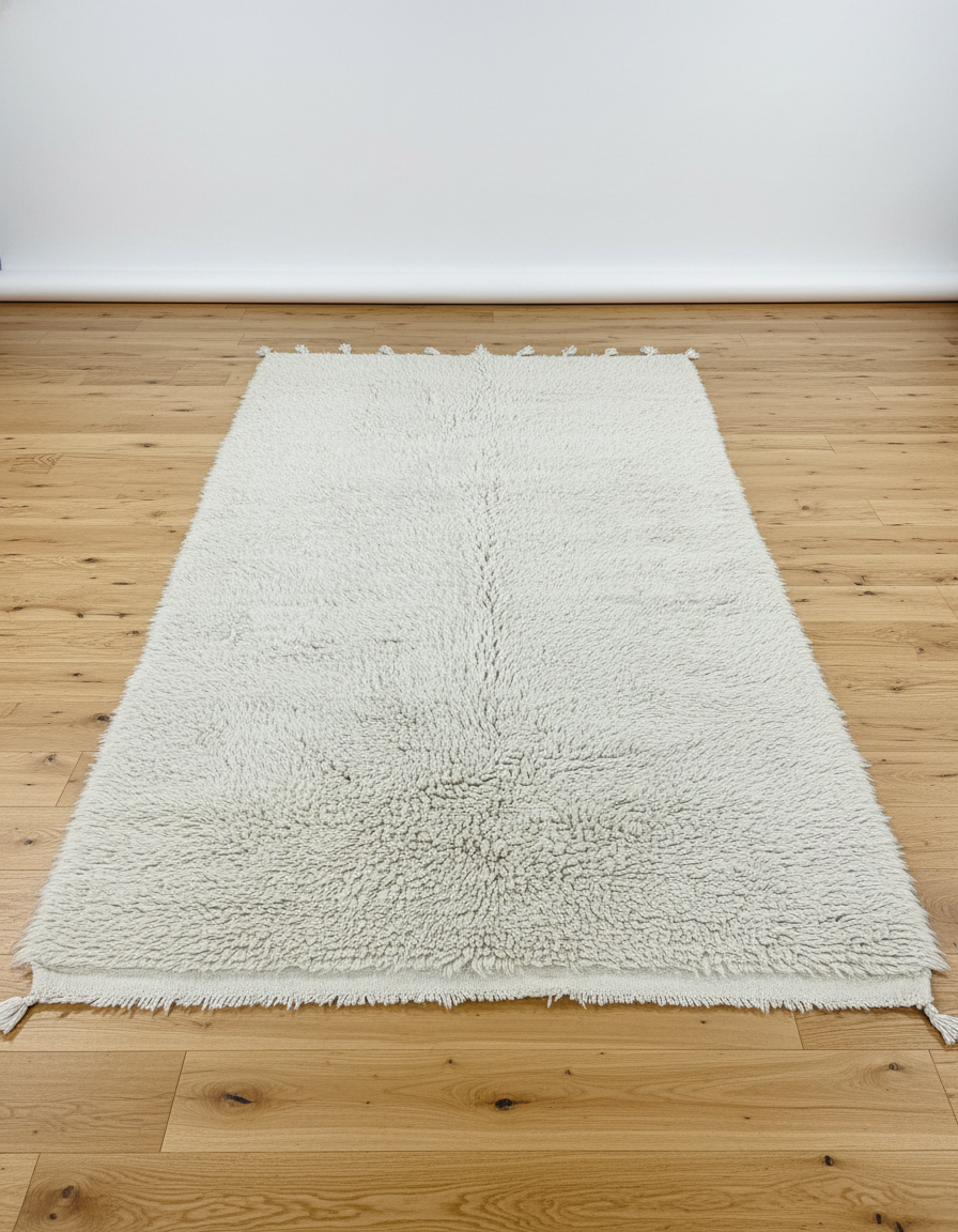 Cream Anatolia Tulu Rug 58x96 in