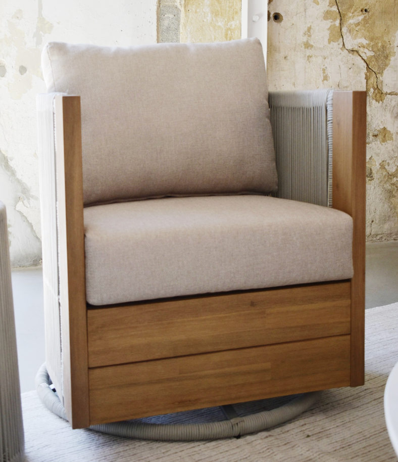 Ohio Outdoor Swivel Armchair