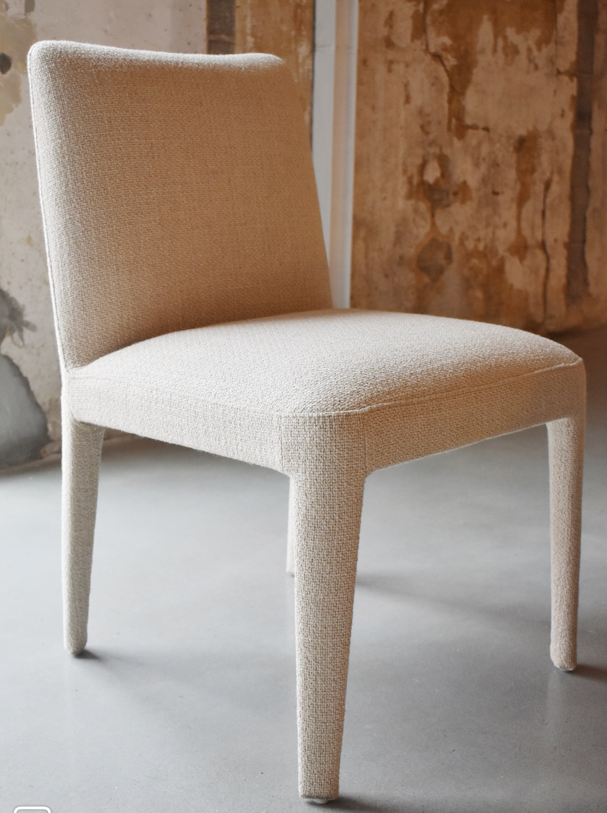 Larry Leg Chair in Oatmeal