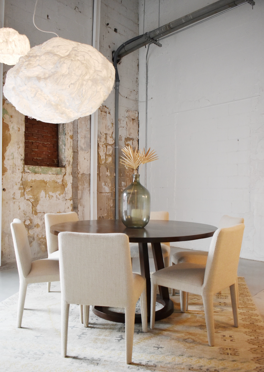 Larry Leg Chair in Oatmeal