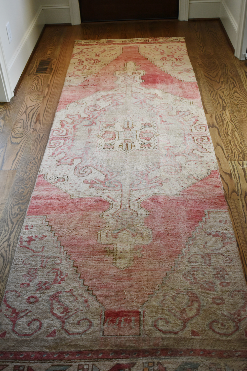 Turkish Pink Runner 3'2 x 10